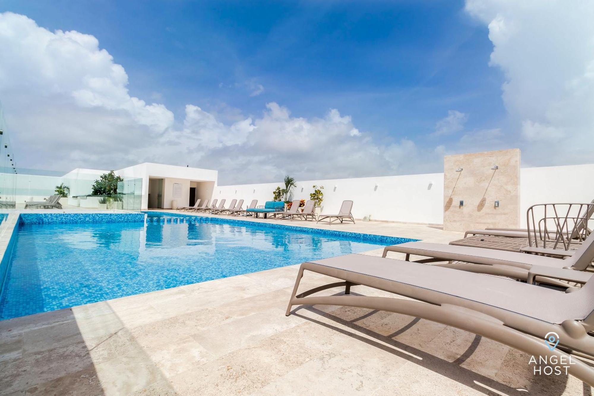 Great Location In Pdc Roof Pool Gym Kid's Club *